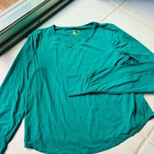 Lilly Pulitzer Vibrant Emerald Long Sleeve Tee